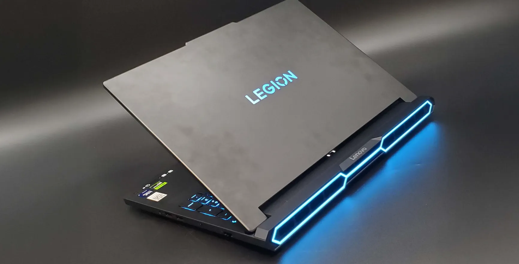 Lenovo Legion Pro 7i Gen 10